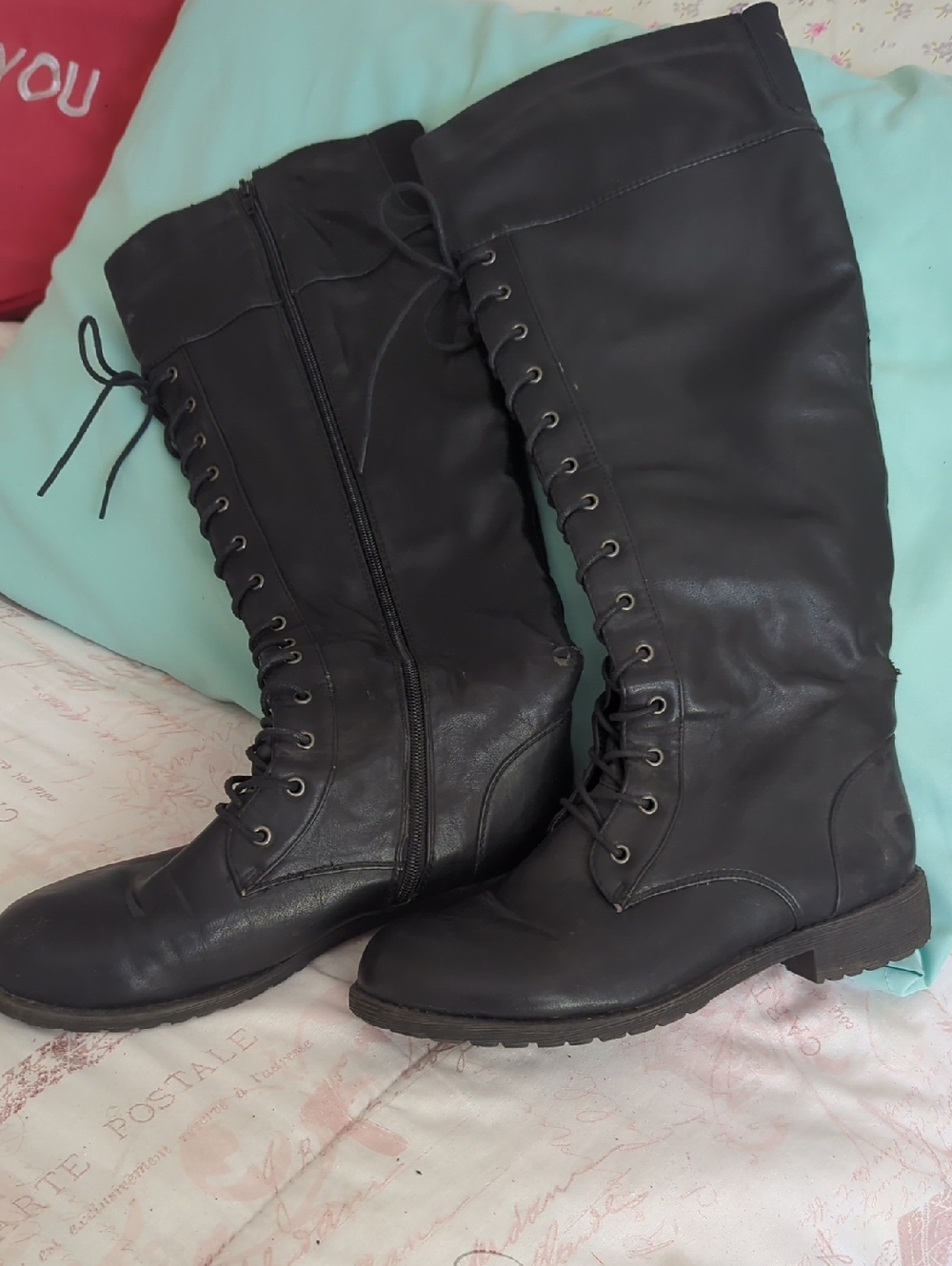 Women's 14 Eye Combat Style Boots Size 10
